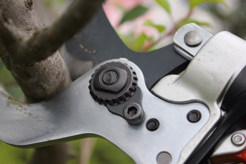 Li-ion Battery Powered Cordless Electric Pruning Operated Tree Prunner Cutting Scissors Pruner Shears