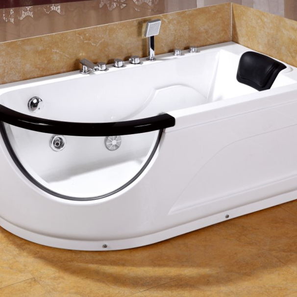 Угловая акриловая ванна с гидромассажем