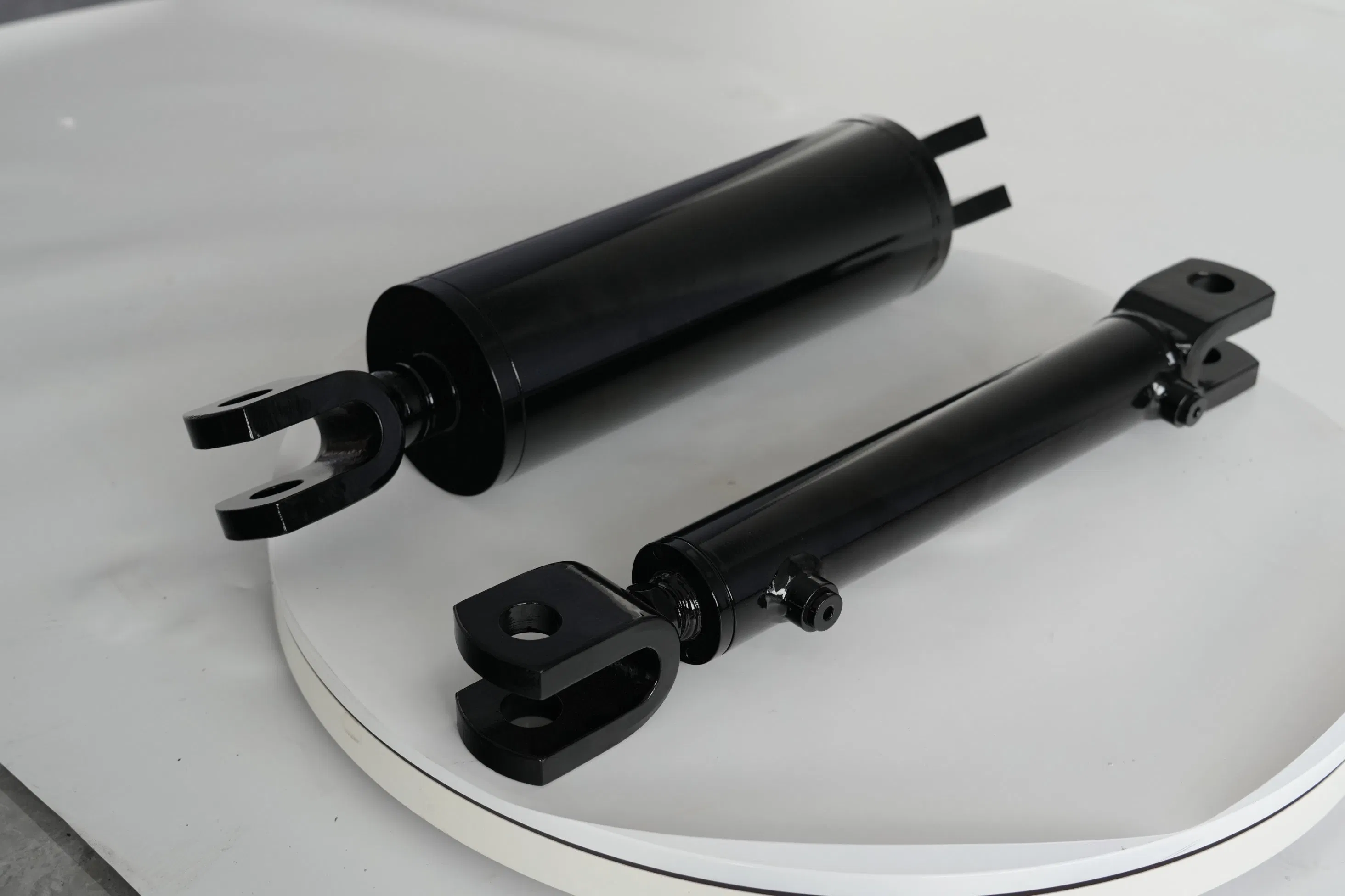 Гидравлический цилиндр для трактора Junfu