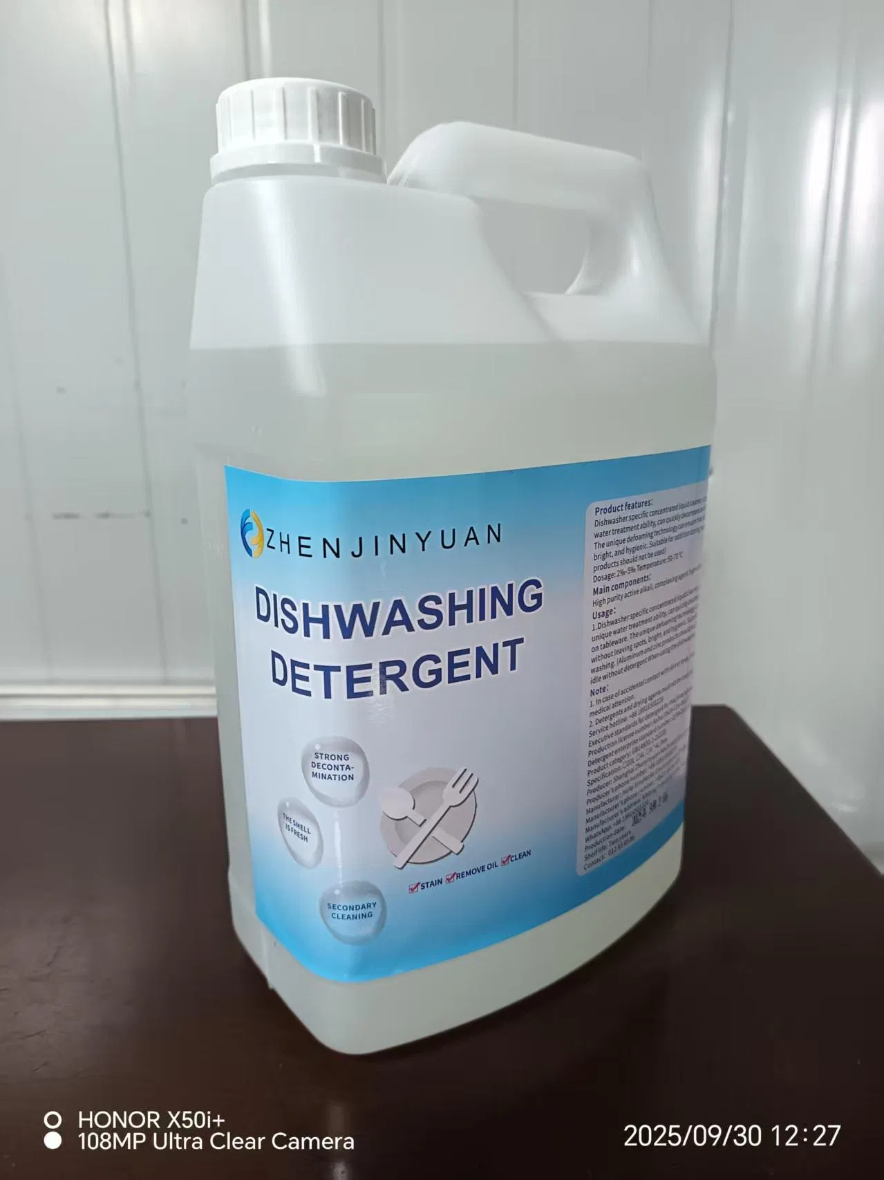Dishwasher Machine Convenient and Effective Rinse with Concentrated Water Type Detergent Liquid
