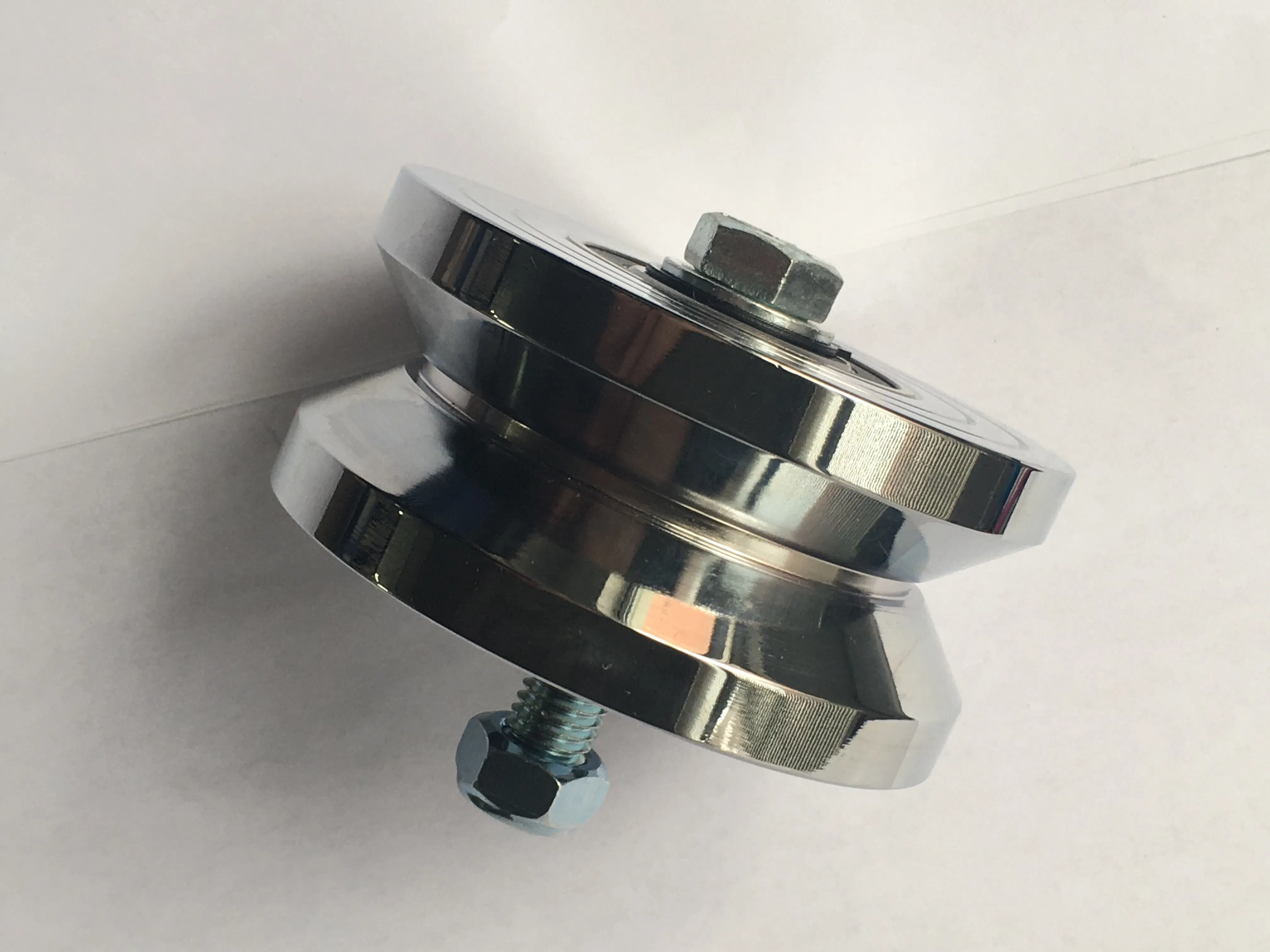 Professional Manufacturing Heavy Duty Chrome Plated V-Grooved Gate Wheel