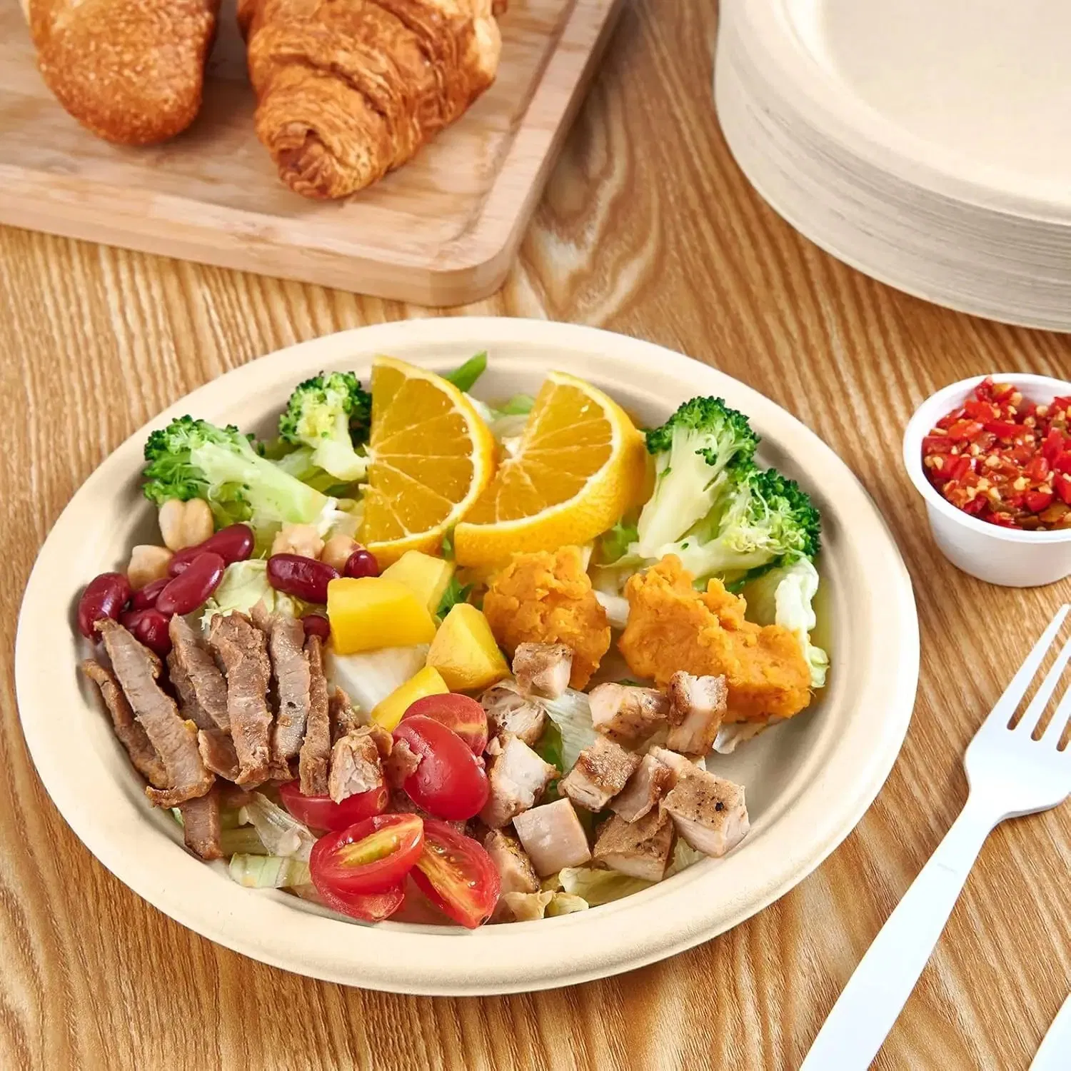 Disposable Kraft Paper Salad Paper Bowl with Lid for Fast Food