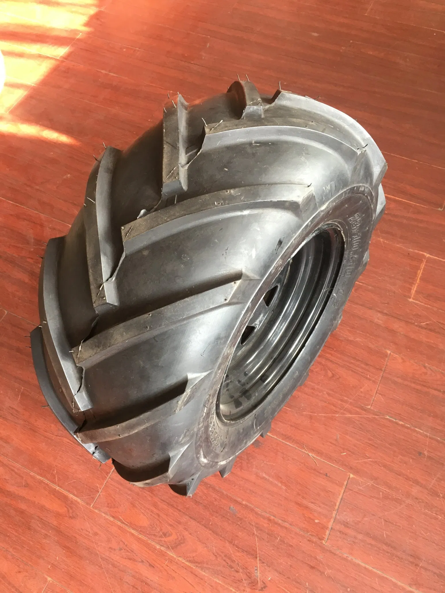 Пневматическое колесо 18X8.50-8 Maxtop