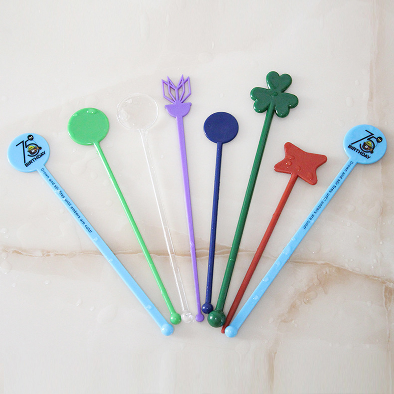 Пластиковый стикер для напитков с логотипом