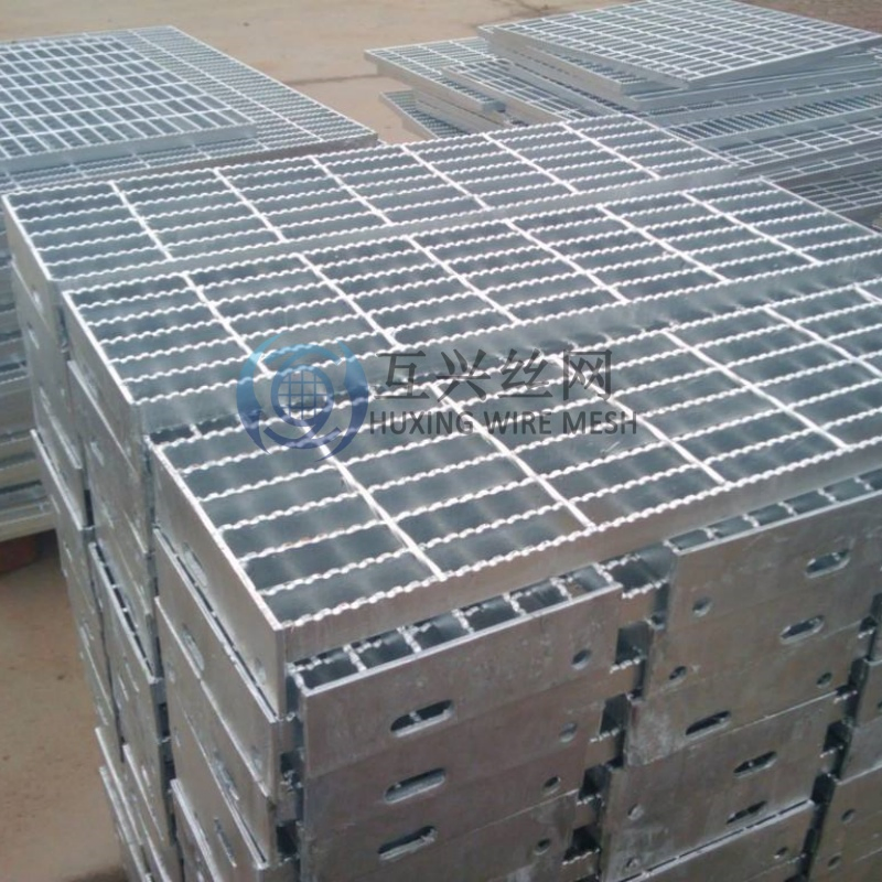 Galvanized 48in Wide Iron Plain Smooth Shape Bearing Bar Welded Grating Steel Walkway for Industrial Floor/Safe Deck/Metal Platform/Stairs/Building Structure