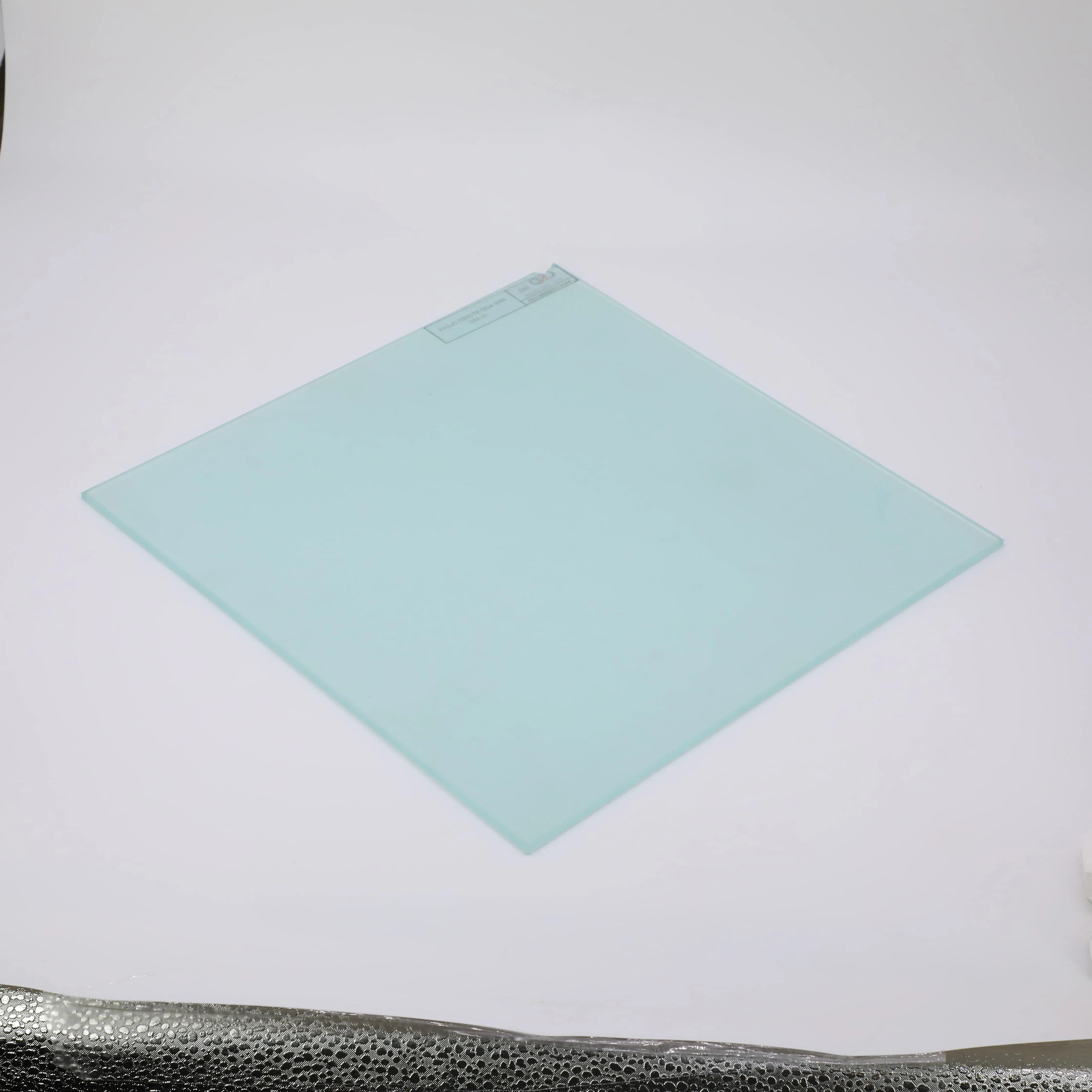 4-6mm Different Thickness of Ultra Crystal Clear Low Iron Glass Sheet for Lacquered Glass and Painted Glass for Wardrobe and Cupboard Doors