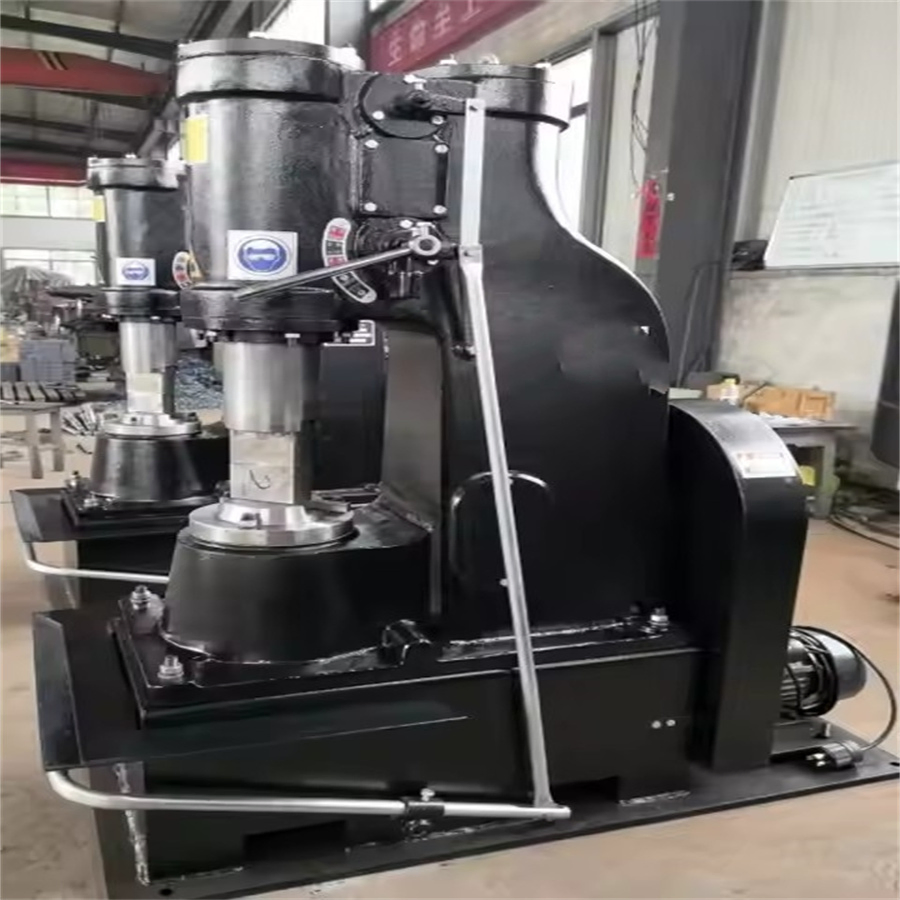 Пневматический молот C41-100кг для строительства и кузнечного дела