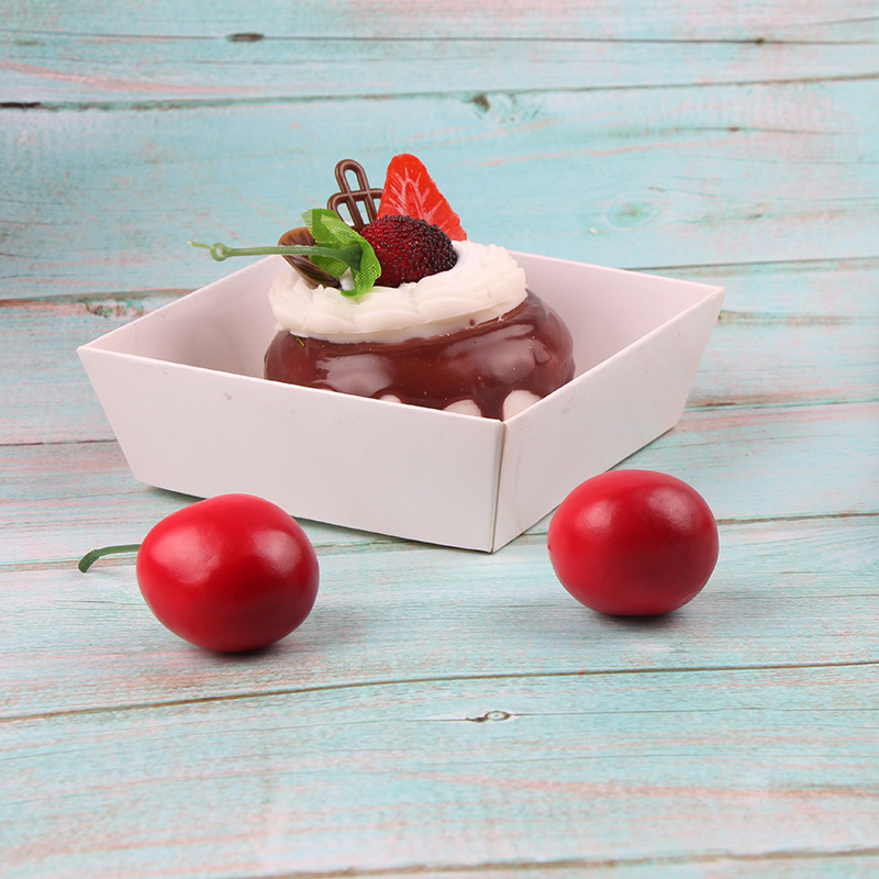 Custom Packaging Cake Box/Sushi Box/Chocolate Packaging Box/Disposable Plates Cutlery/Packaging Carton Box/Chocolate Box/Cardboard Paper Box/Disposable Plates