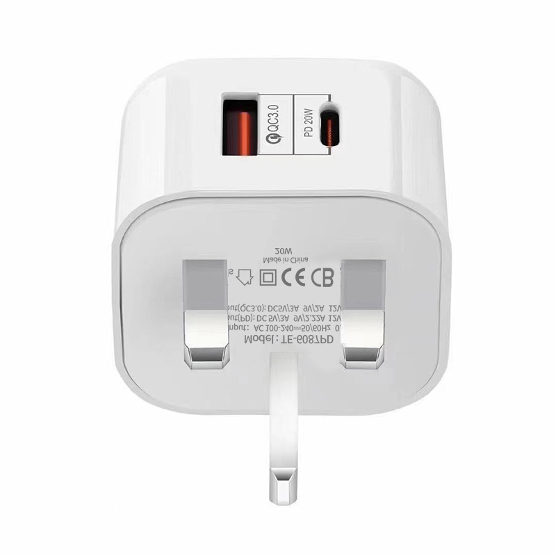 Быстрое зарядное устройство 20W PD QC3.0 для iPhone