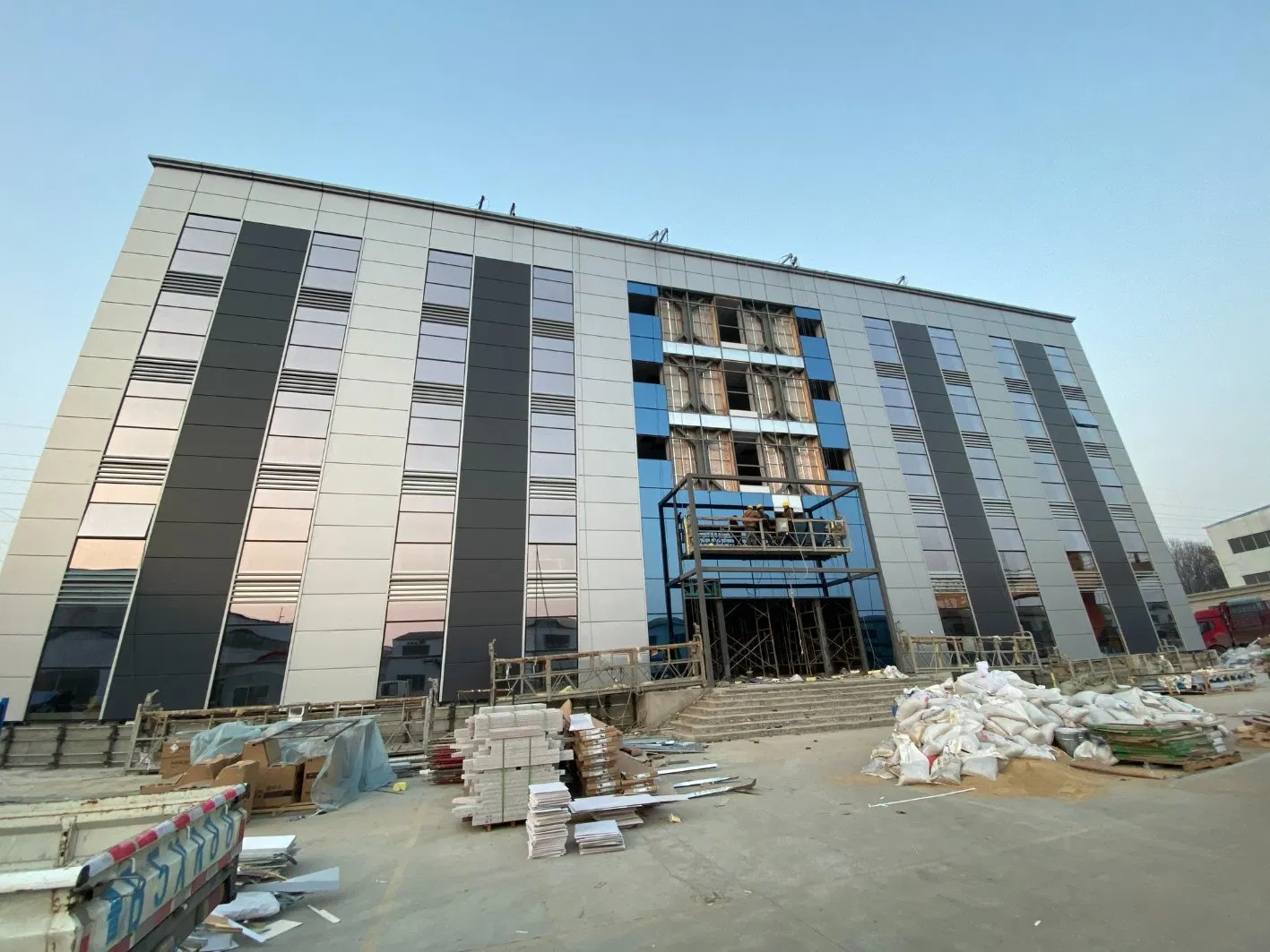 Professional Steel Prefab Storage Warehouse Workshop Shed Steel Structure Shopping Mall