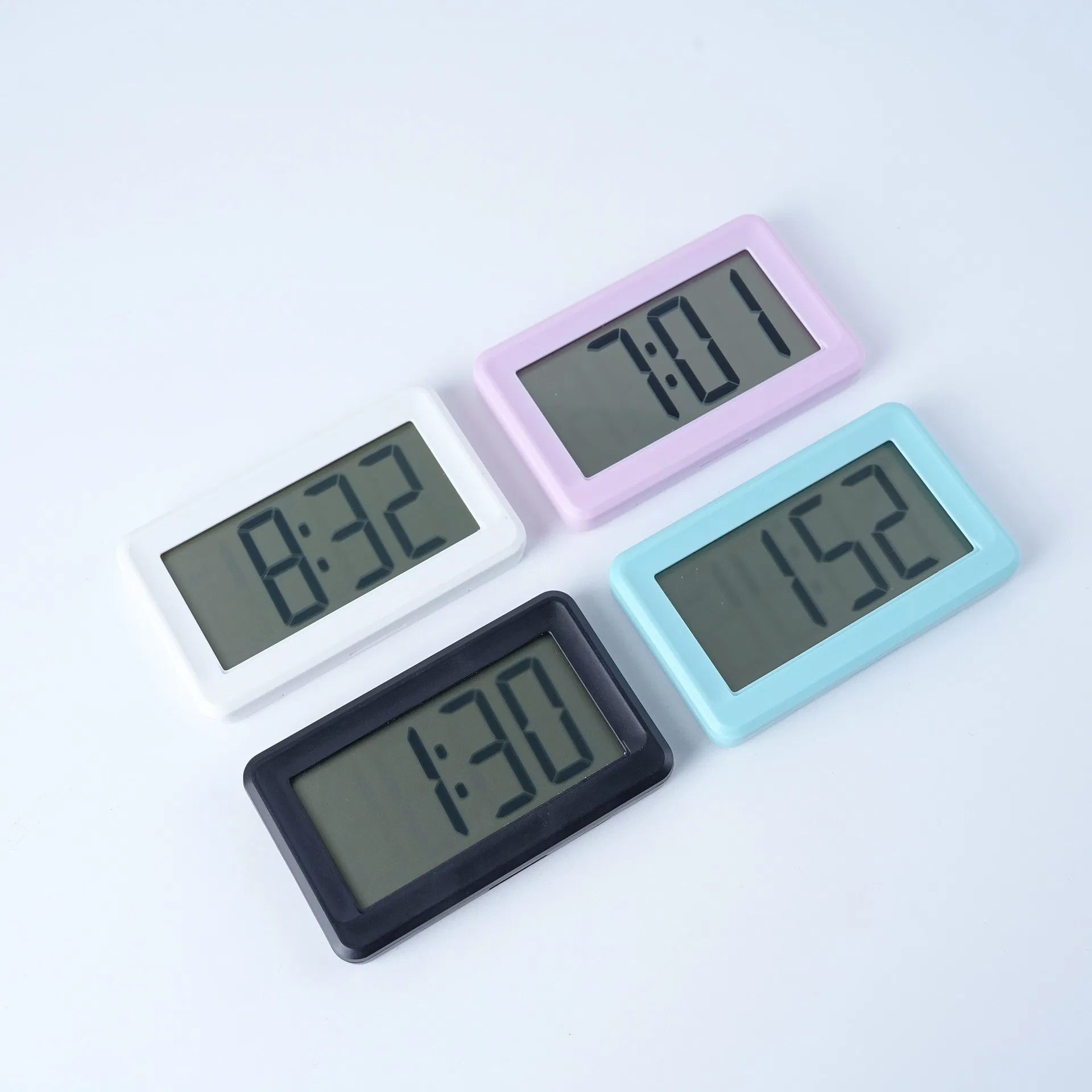 Sleek Minimalist Travel Clock for Live Streaming and More