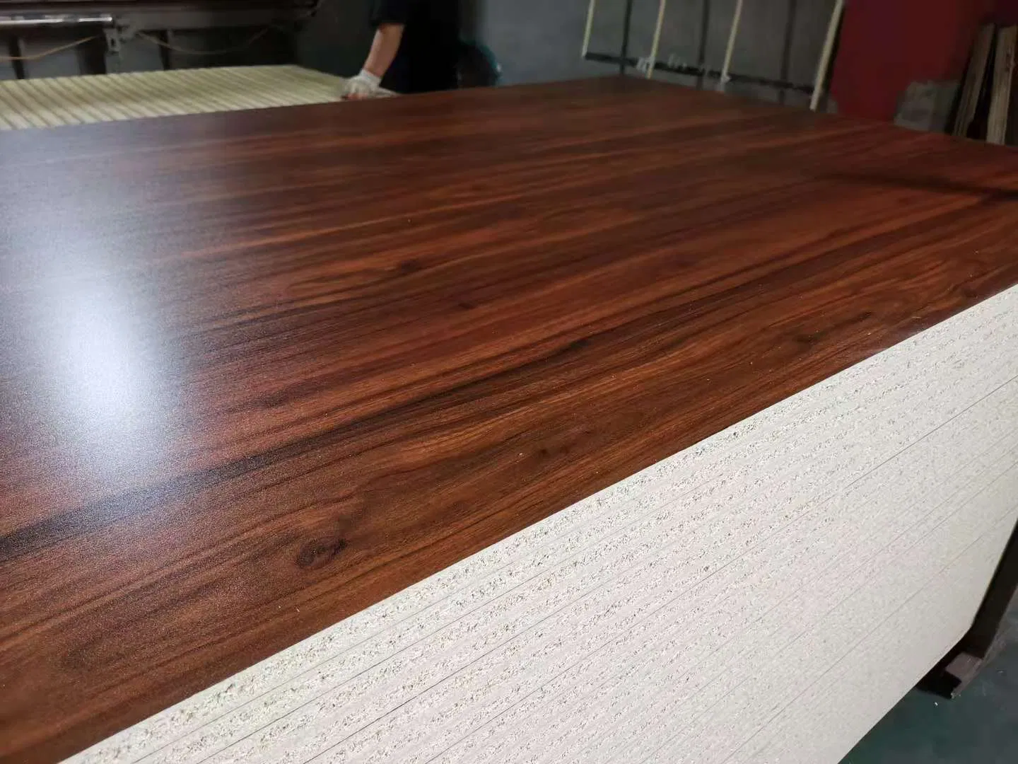 Wholesale High Quality E1 Grade White Melamine Chipboard Particle Board Sheets