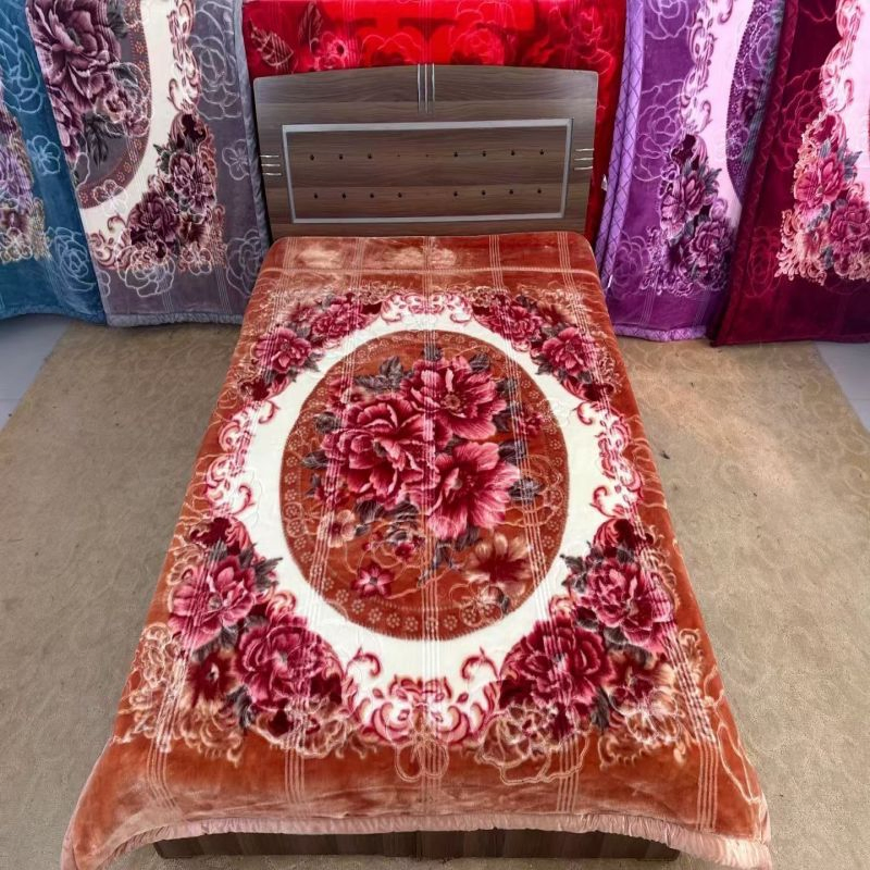 Hot Selling Flannel Raschel Blanket Flower Printing Bed Cover Winter Double Coverlets Warm Microfiber Home Textile ODM/OEM Weighted Velvet Blanket Manufacturer