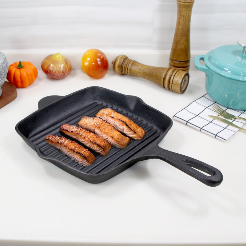 Square Cast Iron Grill Pan with Wooden Handle