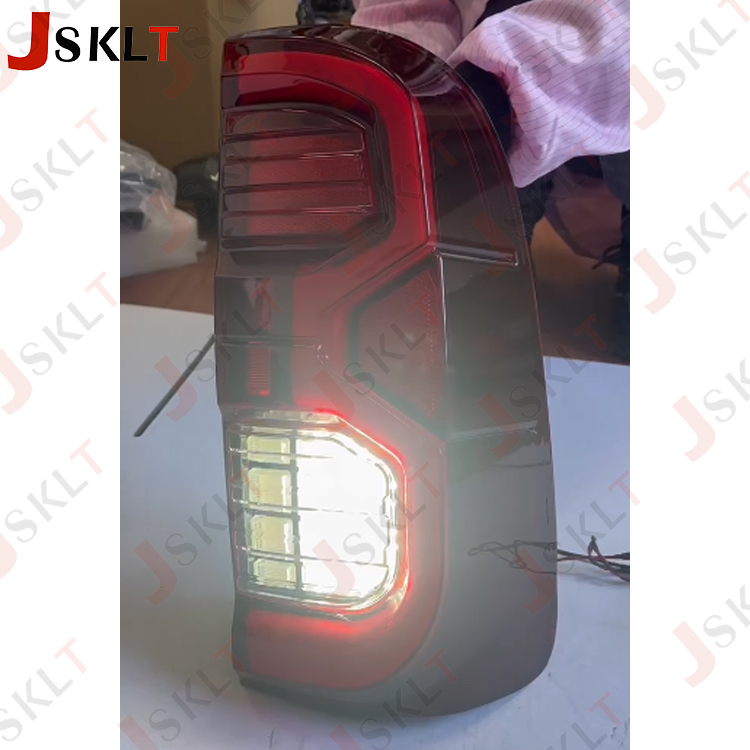 Hilux Vigo 2004-2015 Pickup GT Taillight