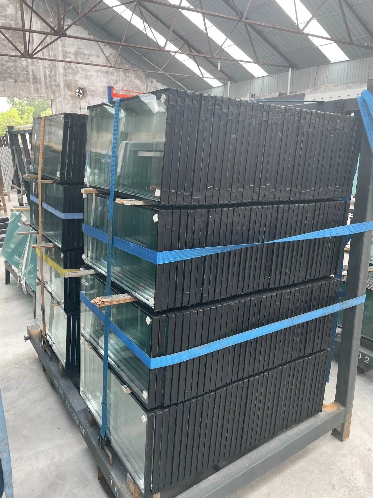 5mm+12A+5mm Low-E Reflective Tempered Energy Efficient Reasonable Price Toughened Insulated Glass