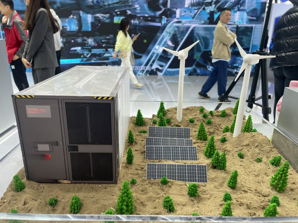 New Energy Model Sculpture for Office: Custom Hand-Made Exhibition Art