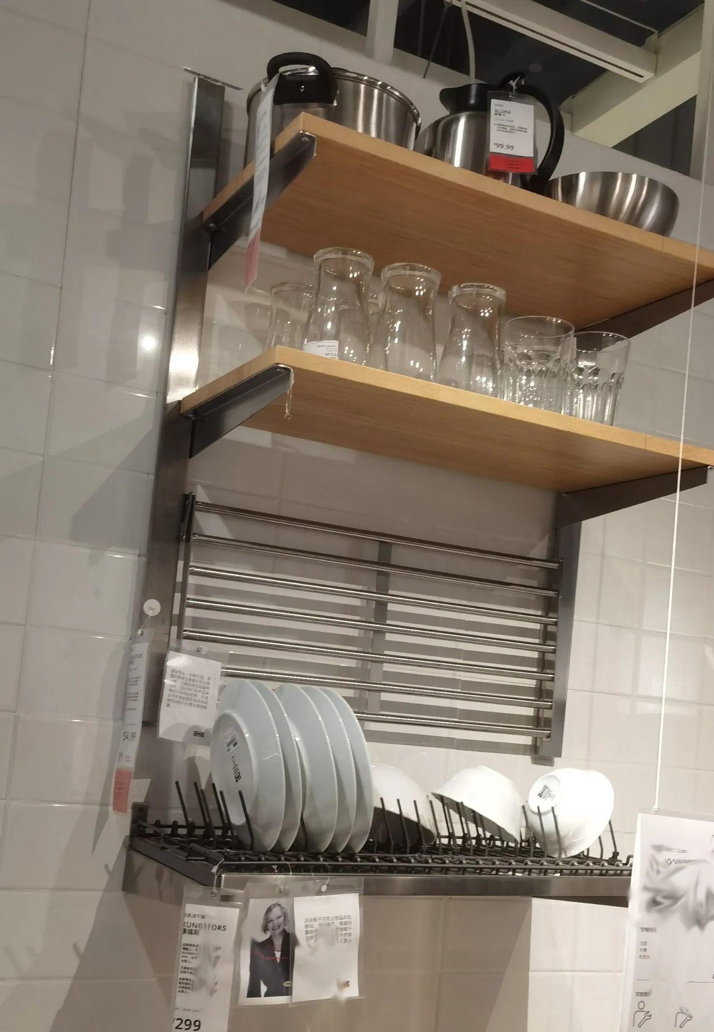 Металлическая полка для кухни из нержавеющей стали