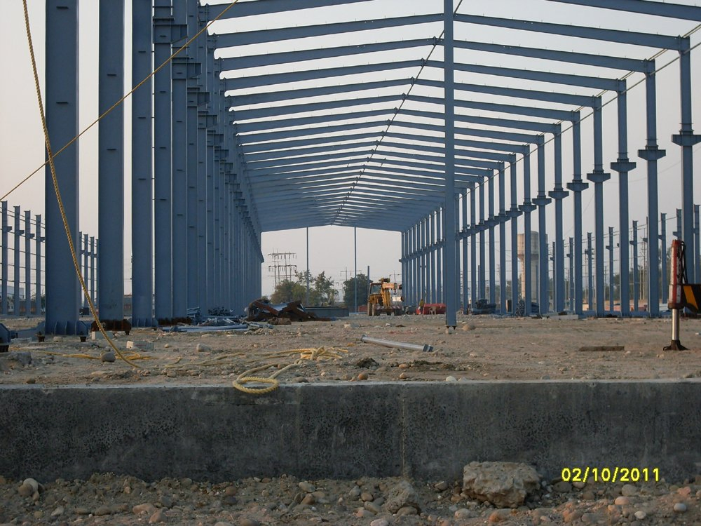 Modern Prefab Steel Structure Building Prefabricated Warehouse/Workshop/Aircraft Hangar/Office Construction Material