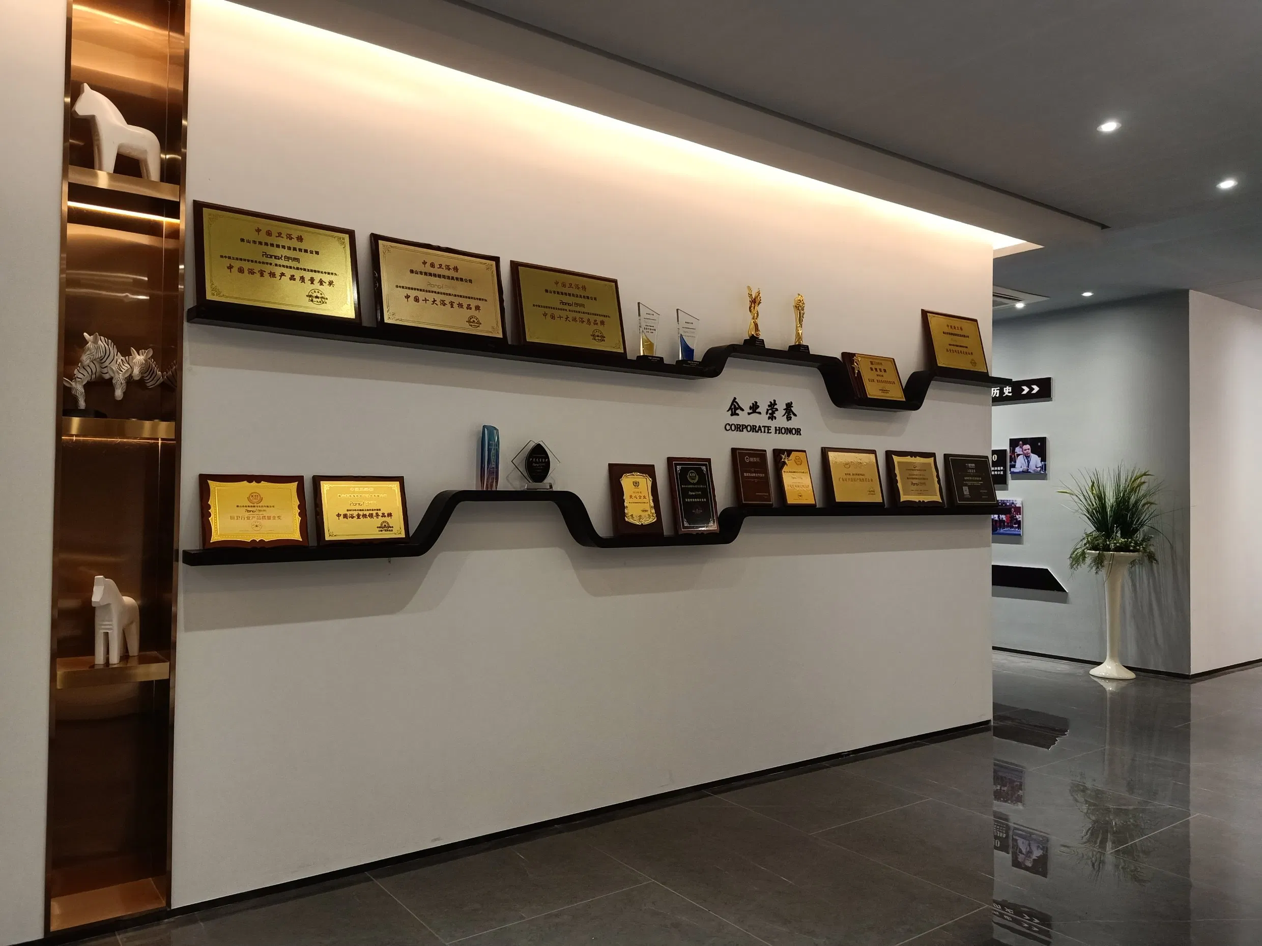 Hot Sale Acrylic Material Freestanding Bath Tub Bathtub