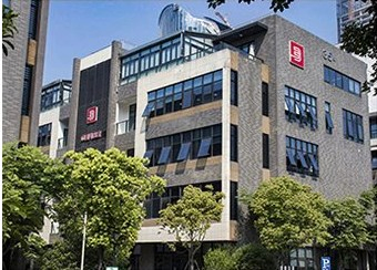 Premium Electric Power Wheelbarrow for Construction and Landscaping