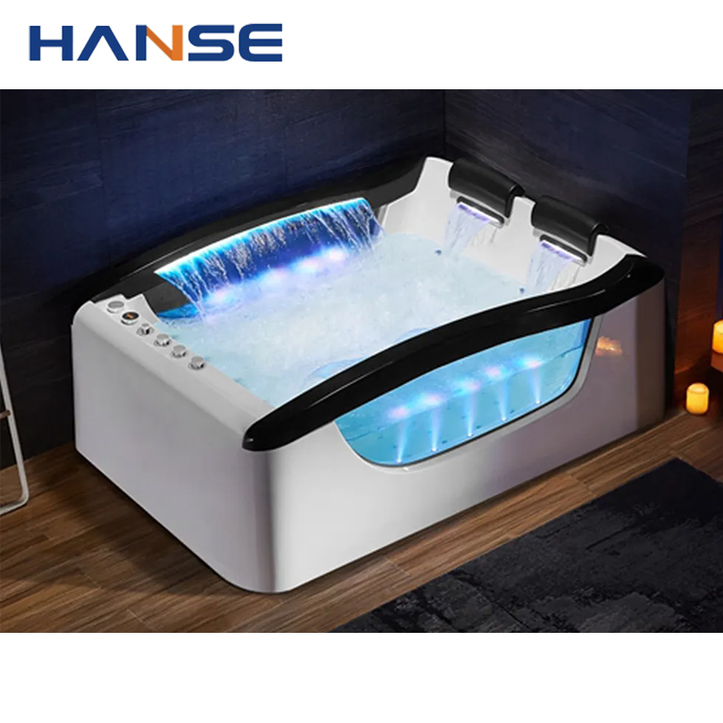 Прямоугольная термостатическая ванна с гидромассажем