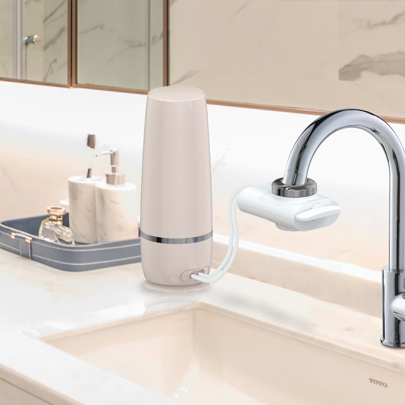 Water-Saving and Environmental Gentle Softener Baby Skin Device Mini Portable Cleansing Water Softener