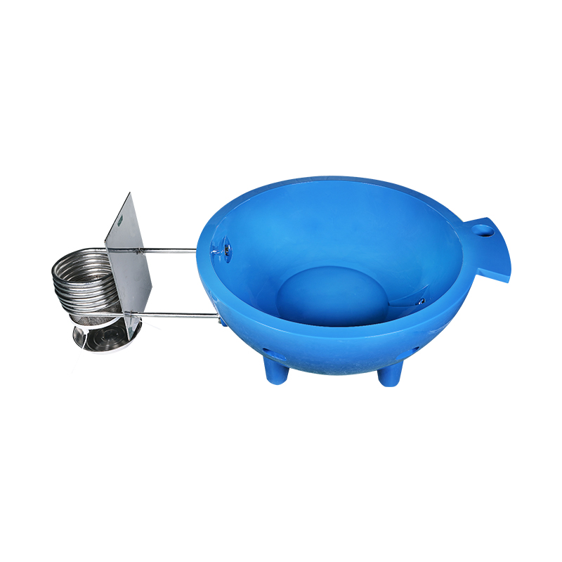 Уличная деревянная джакузи с подогревом на дровах