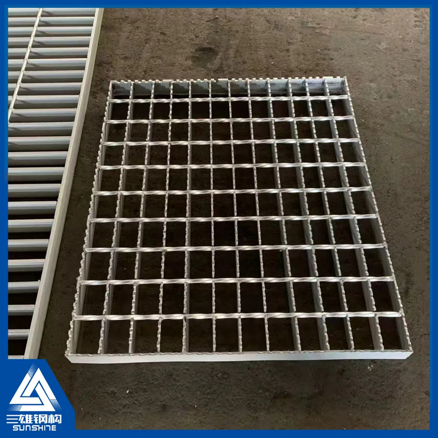 Premium Hot DIP Galvanized Heavy Duty Steel Grating for Industrial Use