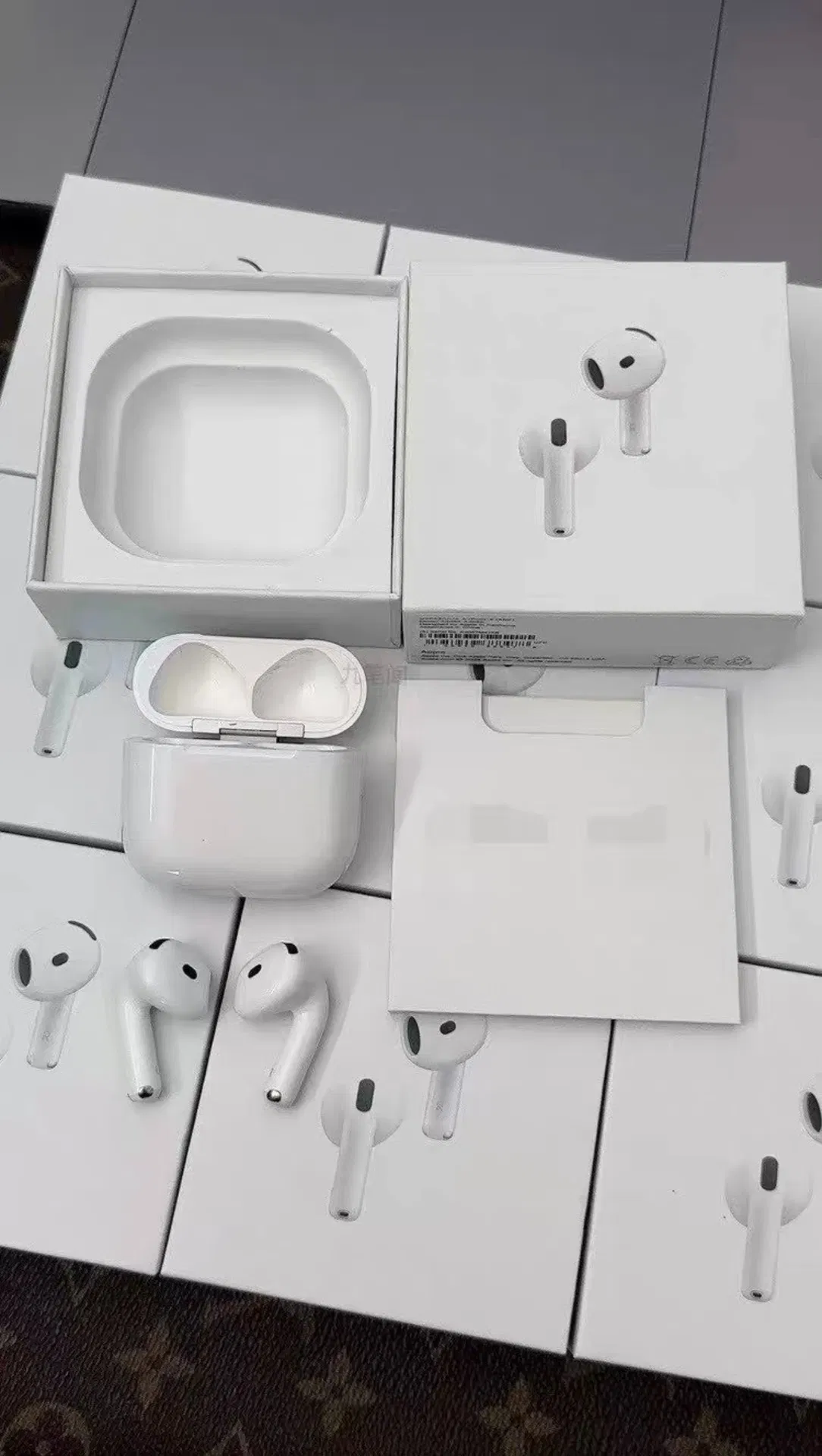 Беспроводные наушники Airbuds PRO с ANC и Space Audio