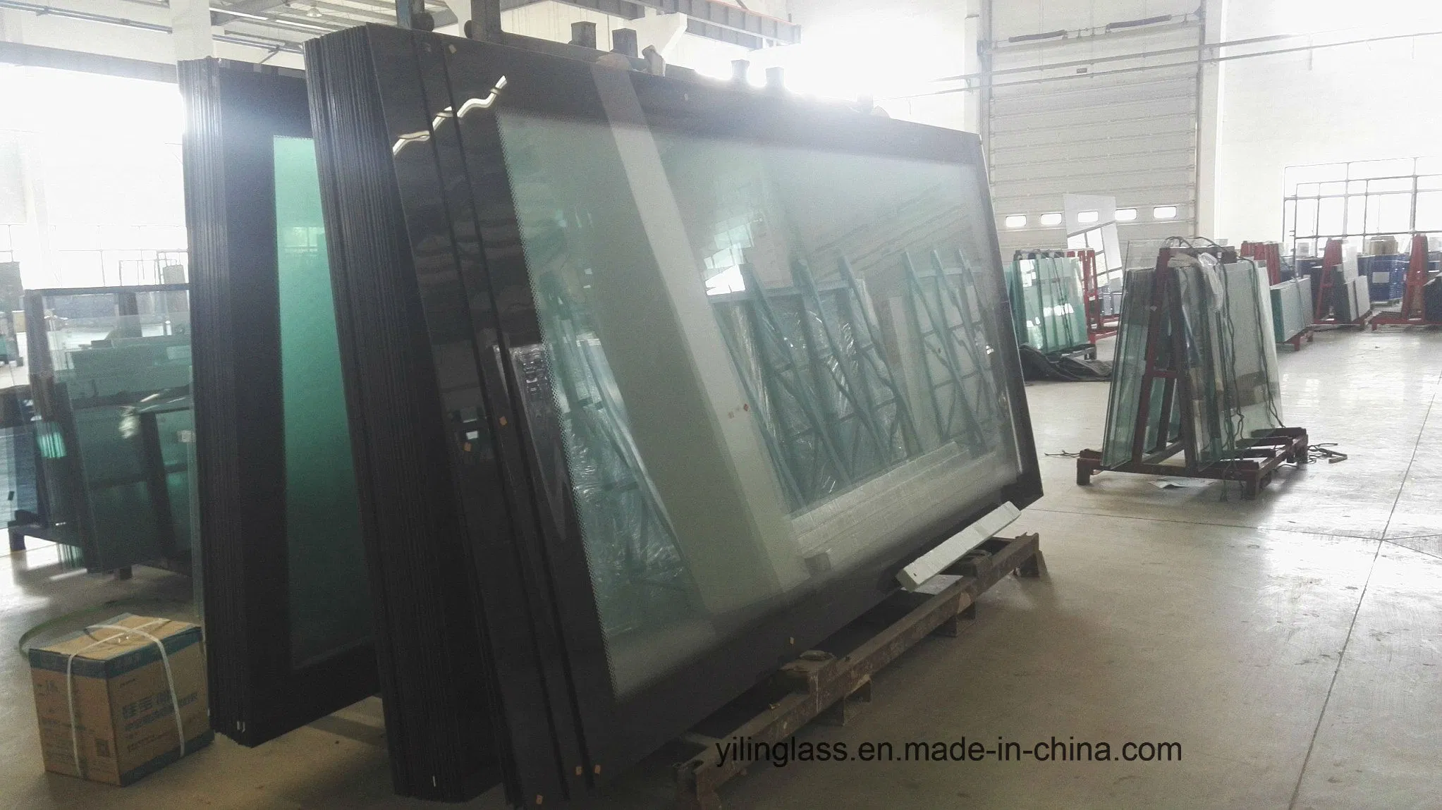 Tempered Laminated Color Ceramic Fritted Display Board Glass