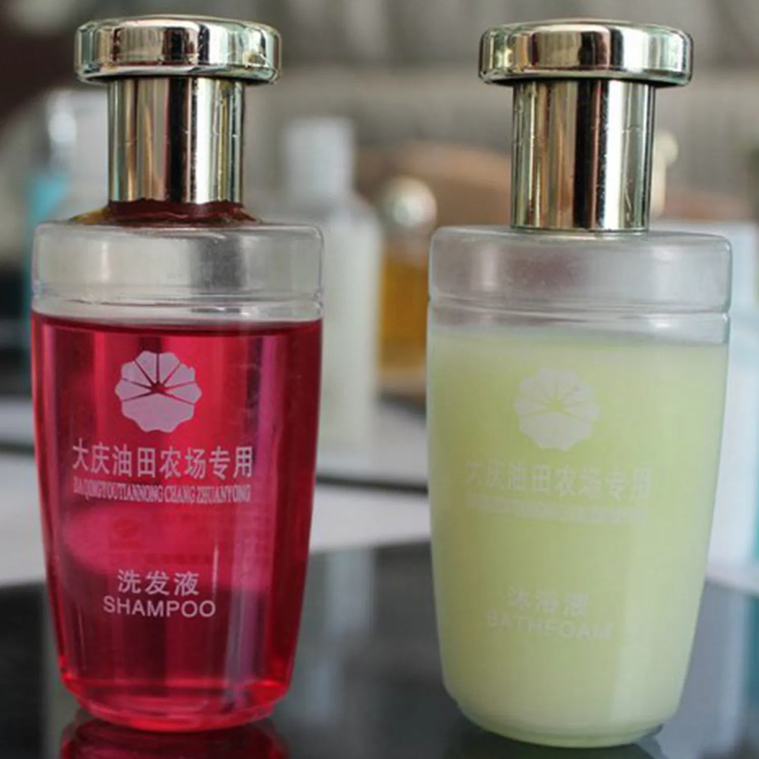 12ml-400ml Clamshell Squeeze Separat Empty Portable Set Shampoo Toner Bath Lotion Empty Bottle 02