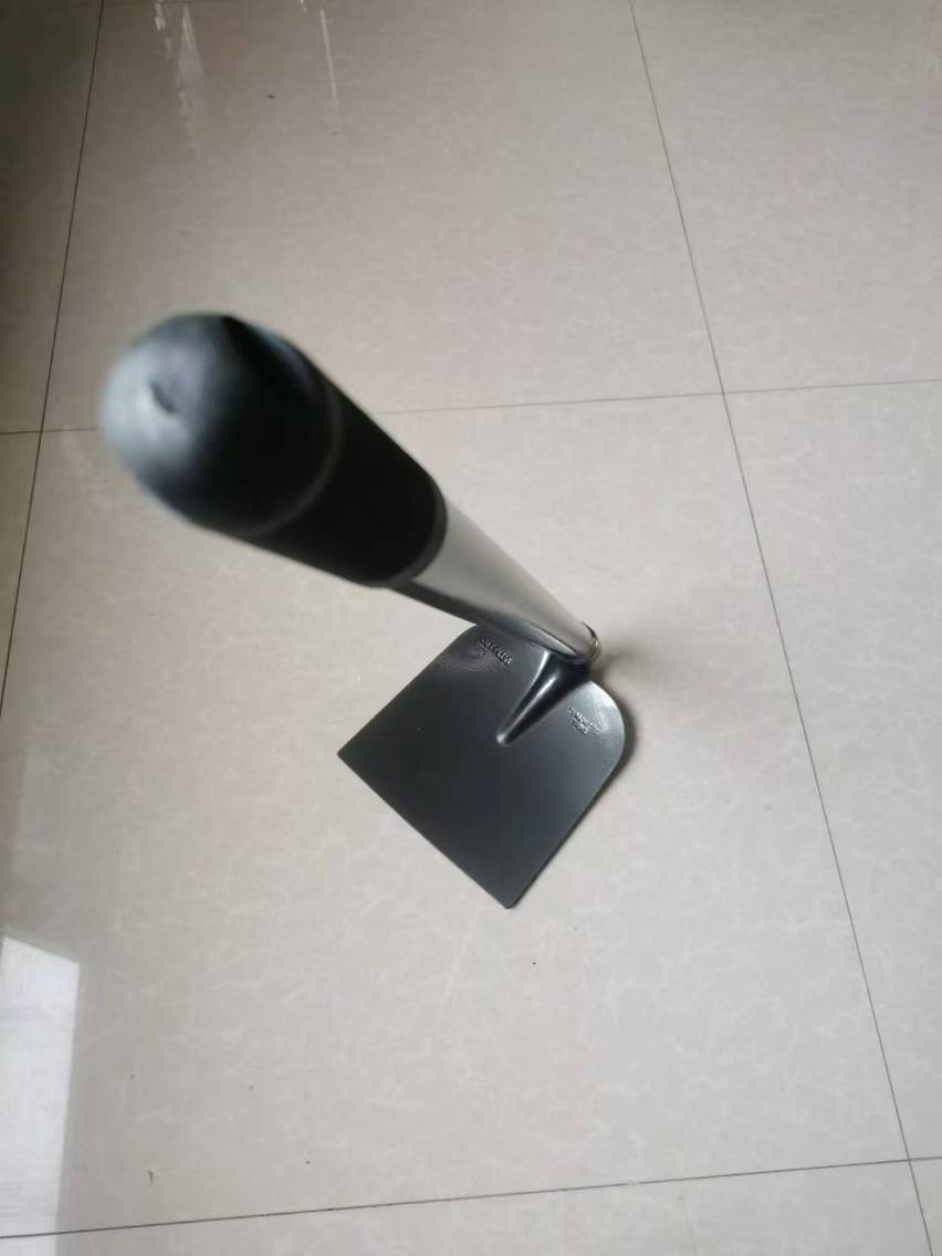 Premium Ergonomic Garden Shovel for Outdoor Multi-Use Tasks