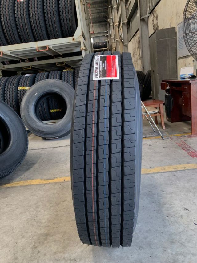 Грузовая шина Goodyear Yokohama 16PR, 11r22.5
