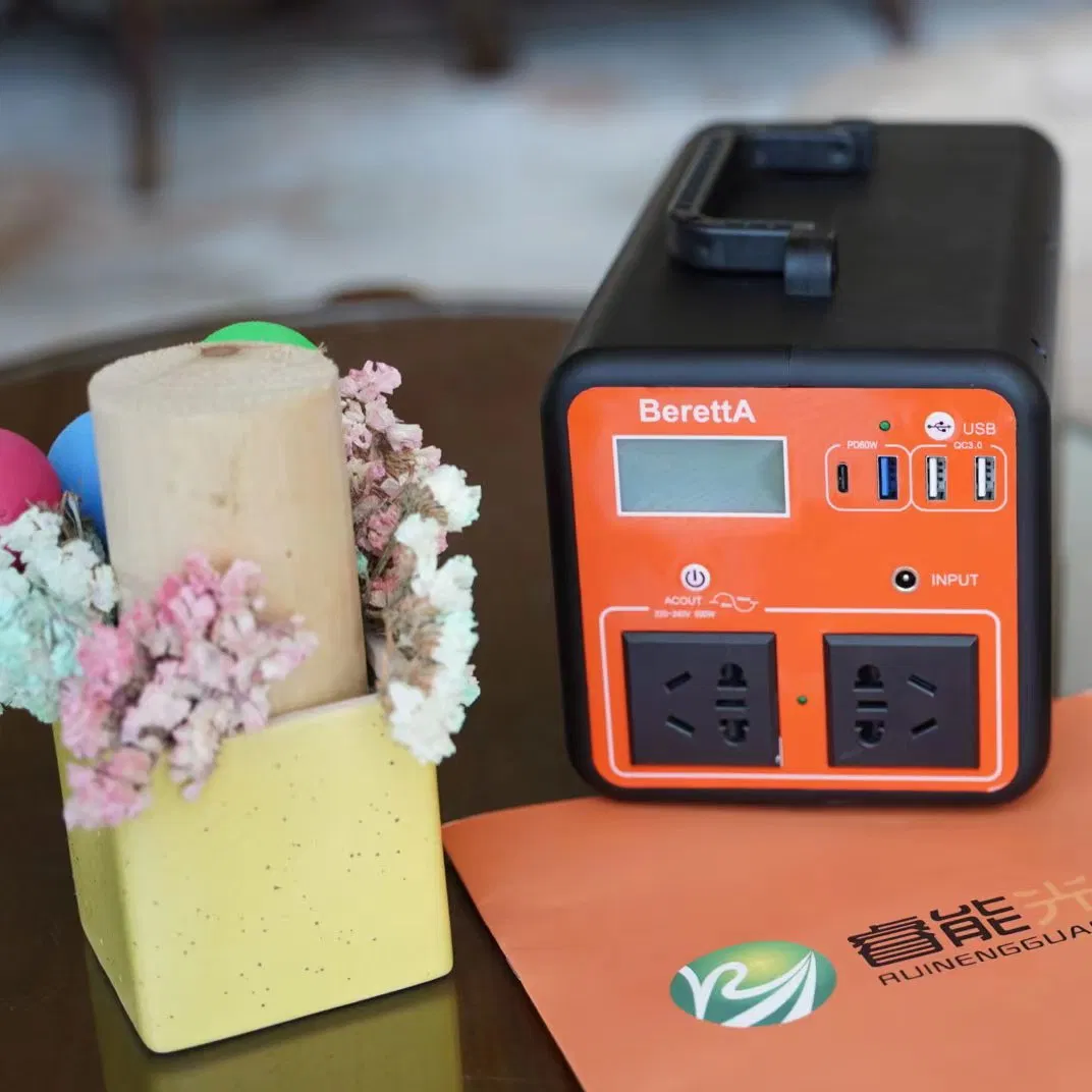 Портативный Power Bank с розеткой для путешествий