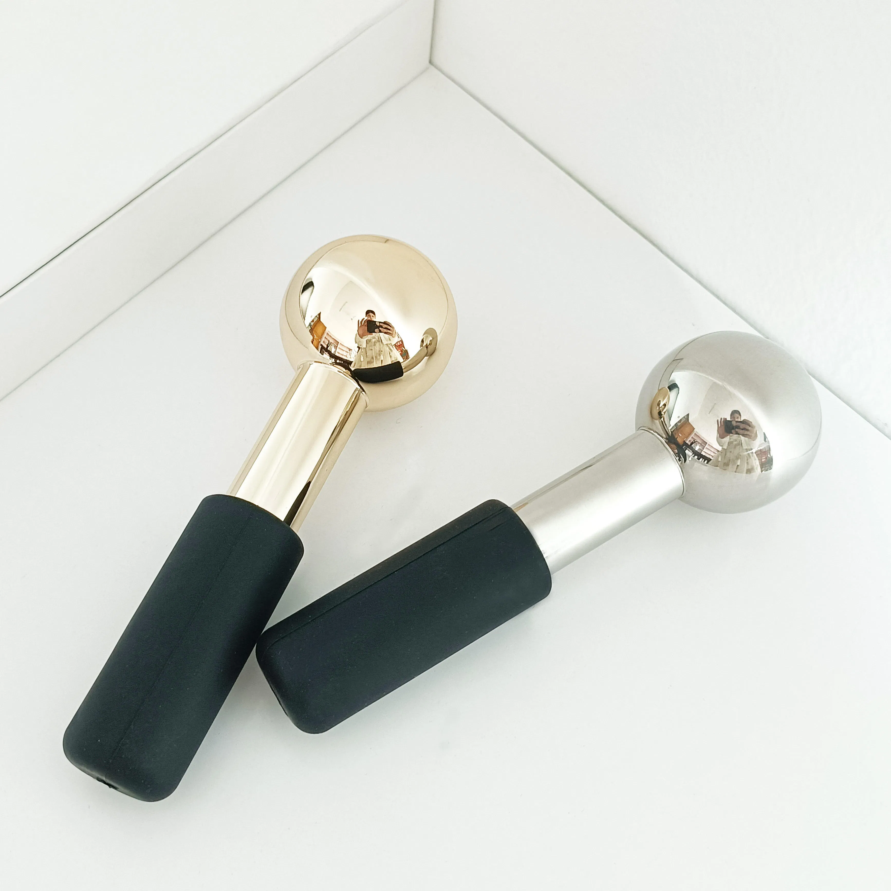 Custom Logo Cryo Globes Rose Gold Stainless Steel Metal Anti Aqing Cooling Skin Stick Face Wand Facial Ice Globes