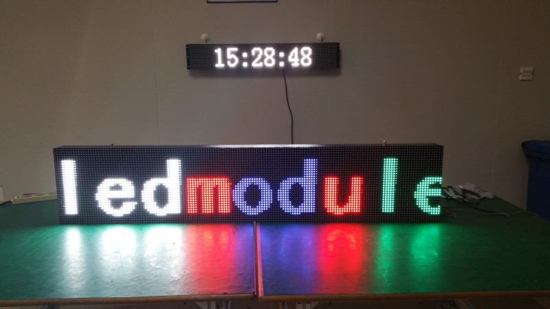 P6 Semi-Outdoor Moving LED Message Sign for Bus
