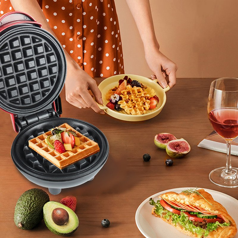 Compact Sandwich Waffle Maker for Small Kitchens and Quick Meals
