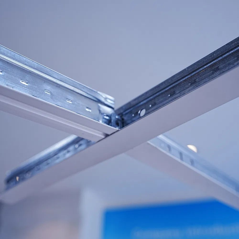 Shijiazhuang LG-01 Precise Dimension Corner Bead Channel Steel Stud