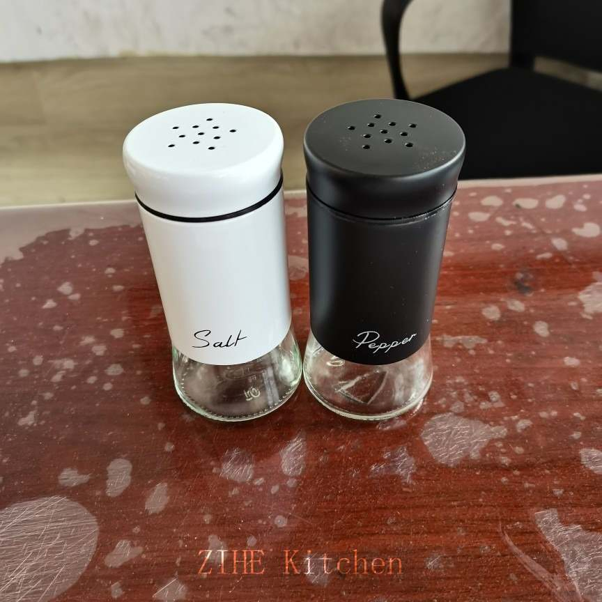 Small Large-Bottomed Spice Sprinkle Seasoning Bottle Zihe Kitchen