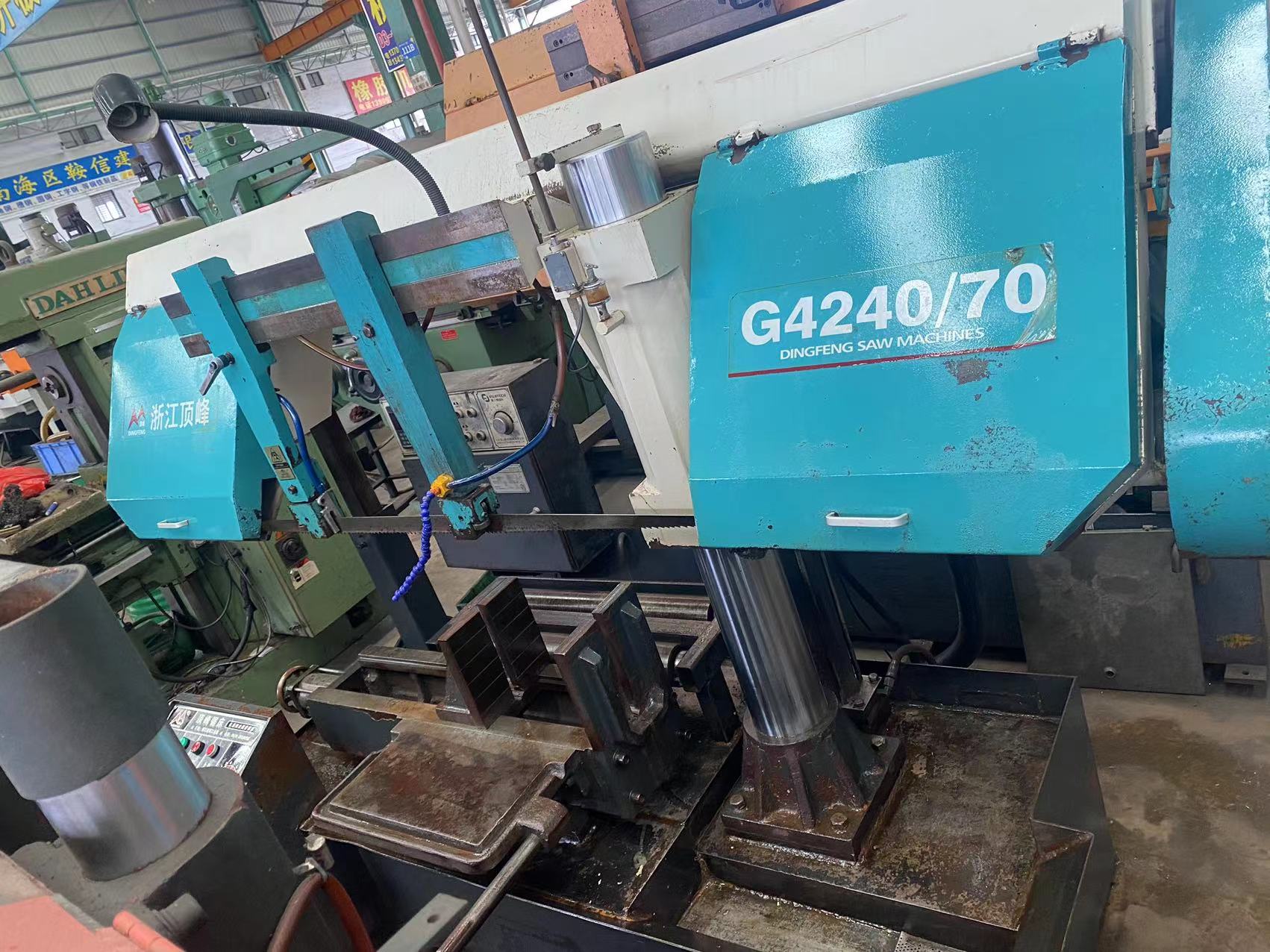 Ленточная пила по металлу