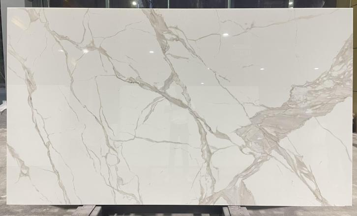 Home Decoration Calacatta Luxury Crystallized Glass Stone for Construction Decoration