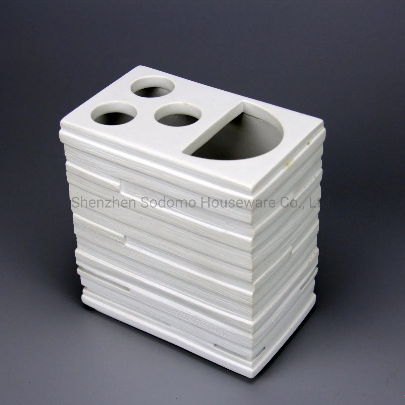 Best Quality Eco-Friendly Polyresin Toothbrush Holder for Home (BP1512-WP)