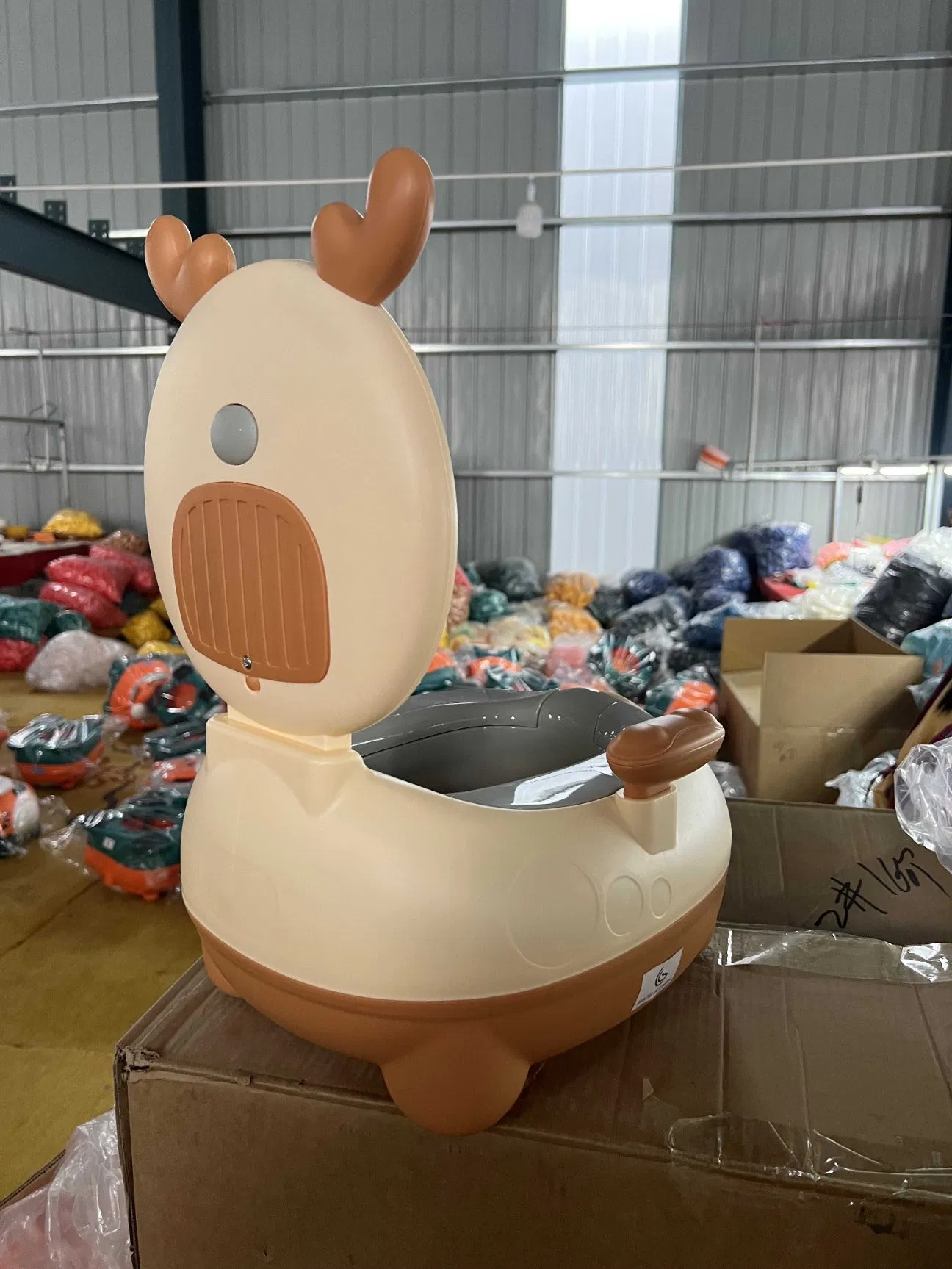 Hot Sale Eco-Friendly Kids Potty/ Children Baby Travel Training Potty