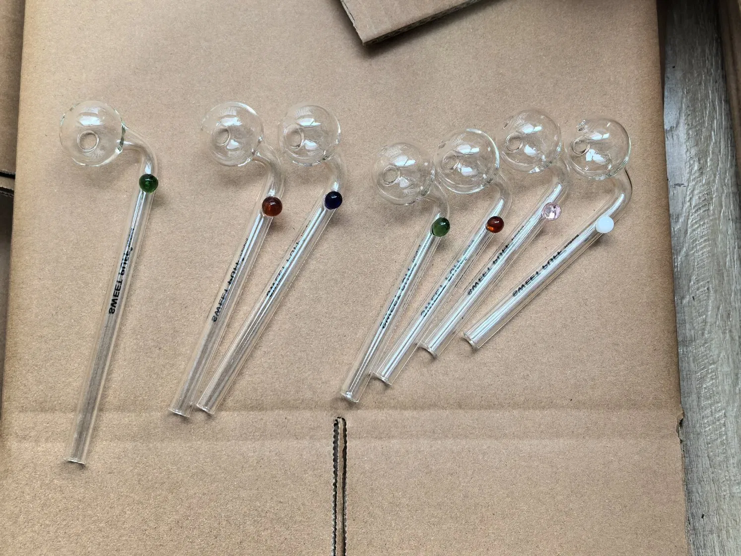 Smoking Accessories Pyrex Smoke Glass Pipe Oil Burner Pipe Smoking Tube Sweet Puff Pipe Wholesale Factory in Stock