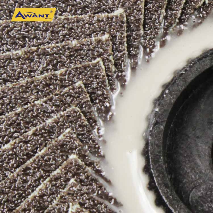 Лепестковый круг 100мм для дерева и металла, коричневый