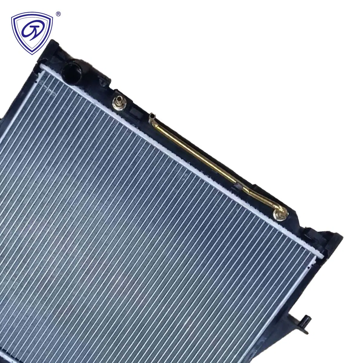 Радиатор охлаждения алюминиевый для Isuzu D-Max 2006