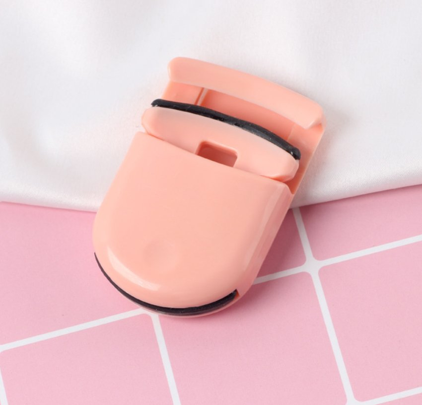 Mini Colorful Portable Makeup Tools Plastic Eyelash Curler