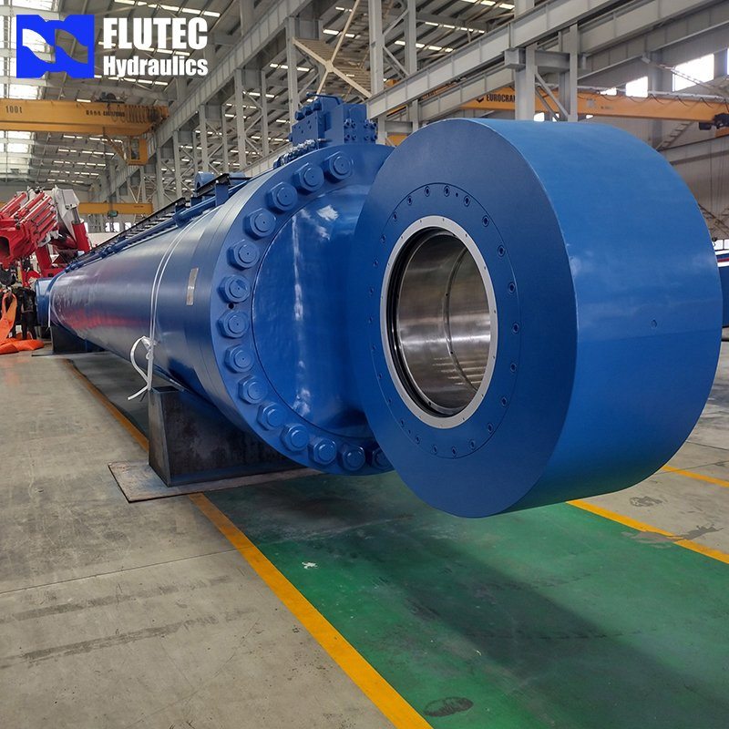 Гидравлический цилиндр для плавучей копровой установки