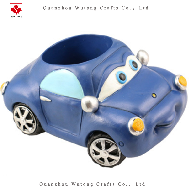 Кашпо-машинка для суккулентов, ручная работа